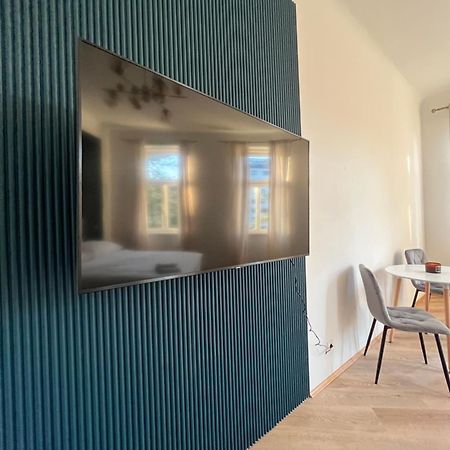Apartment Schoenbrunn Near Metro Відень Екстер'єр фото