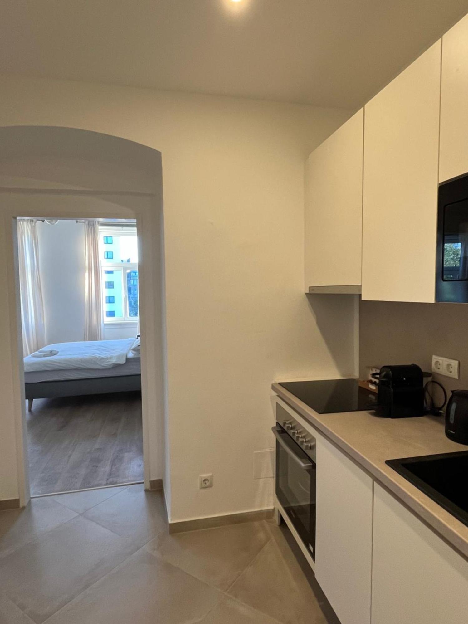 Apartment Schoenbrunn Near Metro Відень Екстер'єр фото