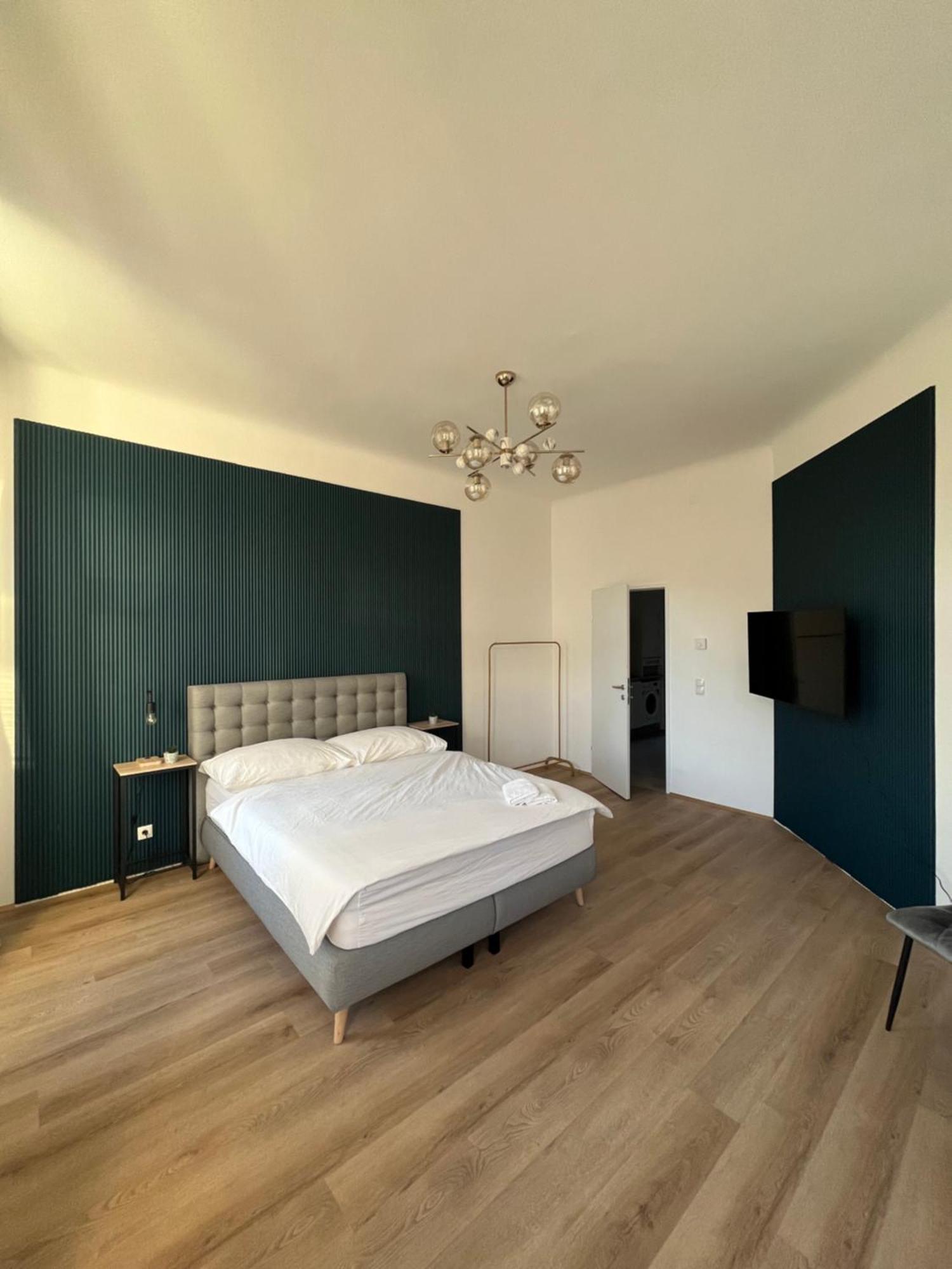 Apartment Schoenbrunn Near Metro Відень Екстер'єр фото