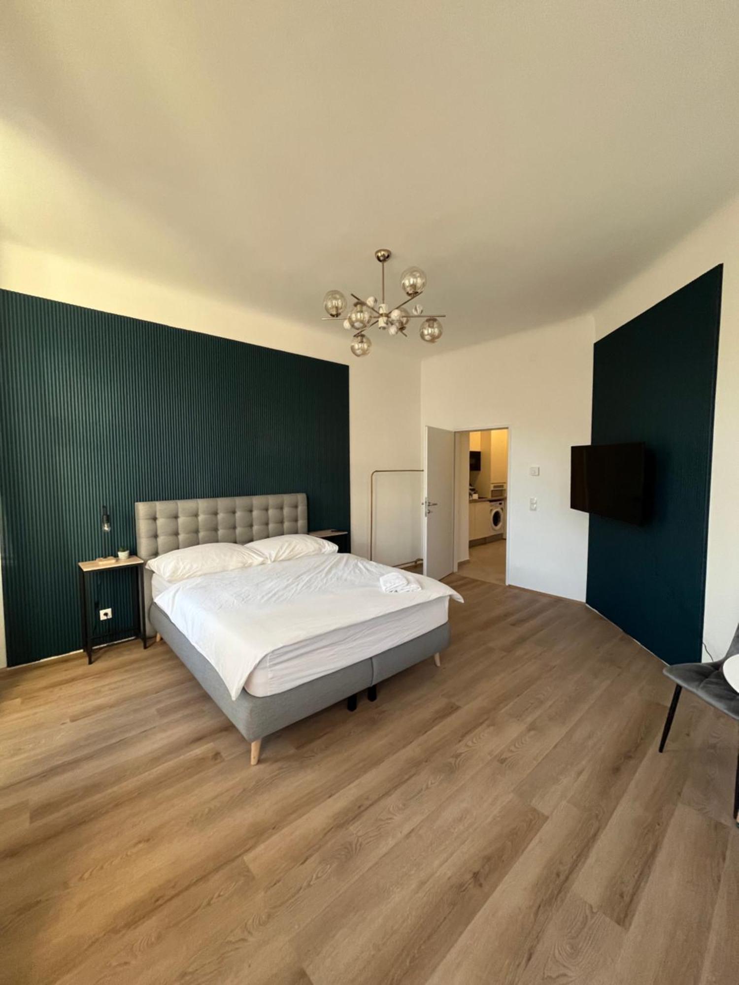 Apartment Schoenbrunn Near Metro Відень Екстер'єр фото